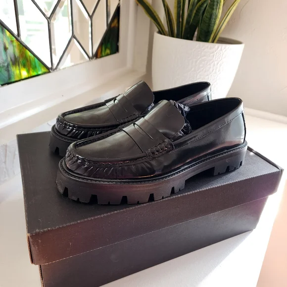 Massimo Dutti Leather Loafers with Track Sole - Picture 1 of 10